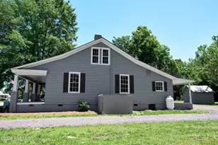 319 W Grubb St, Hertford, NC 27944 - Photo 35