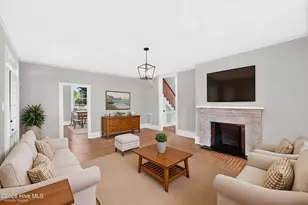 319 W Grubb St, Hertford, NC 27944 - Photo 5