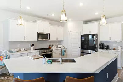 721 Caisson Run, Wilmington, NC 28412 - Photo 9