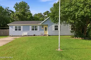 712 Conifer Cir, Jacksonville, NC 28540 - Photo 1