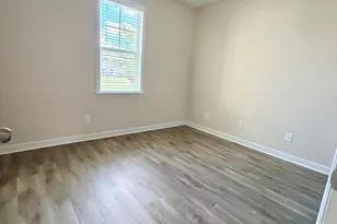 517 New Hanover Trl, Jacksonville, NC 28546 - Photo 35