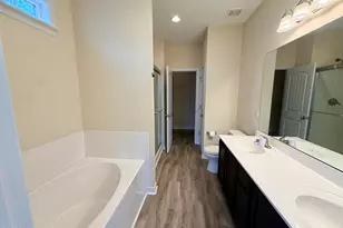 517 New Hanover Trl, Jacksonville, NC 28546 - Photo 27