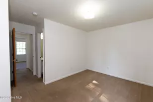 104 Spring Meadow Cir, Jacksonville, NC 28546 - Photo 17