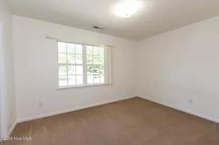 104 Spring Meadow Cir, Jacksonville, NC 28546 - Photo 11