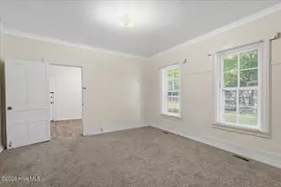 501 N Raiford St, Selma, NC 27576 - Photo 11