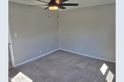 502 S Sycamore Street, Fremont, NC 27830 - Photo 9