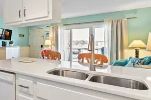 1008 Canal Dr, Carolina Beach, NC 28428 - Photo 9