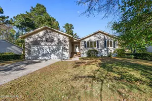 309 Channel Run Dr, New Bern, NC 28562 - Photo 1