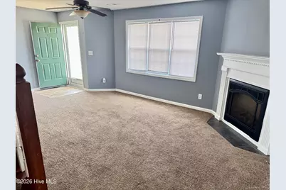 1205 Cross Creek Circle #B-6, Greenville, NC 27834 - Photo 3
