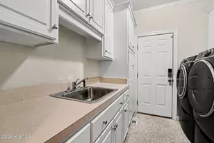 804 S Baden Ct, Goldsboro, NC 27534 - Photo 17