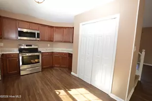 107 Honey Tree Ct, Piney Green, NC 28544 - Photo 7