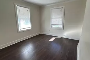 1212 Fisher St, Morehead City, NC 28557 - Photo 5