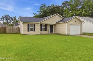 102 Jer Mar Dr, Havelock, NC 28532 - Photo 9