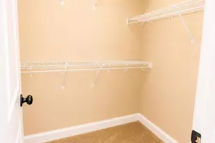 2304 Chavis Dr, Greenville, NC 27858 - Photo 21