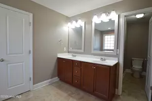 304 Vilas Way S, Jacksonville, NC 28546 - Photo 25