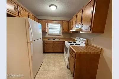 102 Pete Jones Road #B, Richlands, NC 28574 - Photo 3
