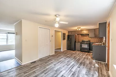 885 S Stephens Street, Southern Pines, NC 28387 - Photo 11