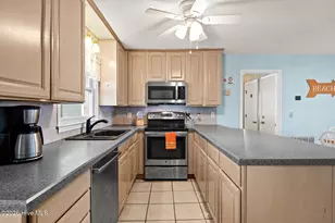 435 34th St, Sunset Beach, NC 28468 - Photo 21