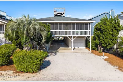 435 34th Street, Sunset Beach, NC 28468 - Photo 1