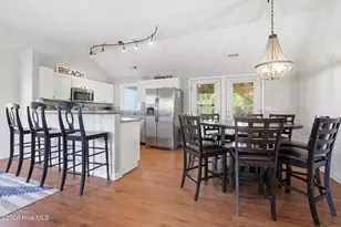 4225 Johnston Ln, Kitty Hawk, NC 27949 - Photo 9