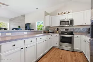 4225 Johnston Ln, Kitty Hawk, NC 27949 - Photo 13