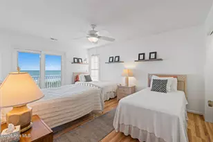 907 Ocean Blvd W, Holden Beach, NC 28462 - Photo 25