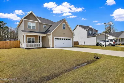 205 W Theriault Court, Jacksonville, NC 28540 - Photo 7
