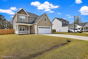 205 W Theriault Ct, Jacksonville, NC 28540 - Photo 7