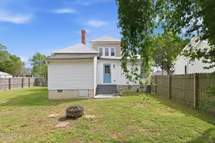 707 N B St, Bridgeton, NC 28519 - Photo 33