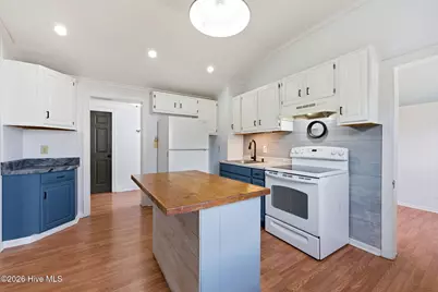 707 N B Street, Bridgeton, NC 28519 - Photo 21
