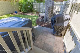 313 E Brown St, Southport, NC 28461 - Photo 33