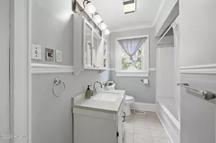 304 Halifax St, Williamston, NC 27892 - Photo 25
