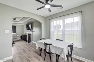 309 Cadenza Ln, Richlands, NC 28574 - Photo 9