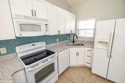 218 Eucalyptus Lane, Wilmington, NC 28412 - Photo 7
