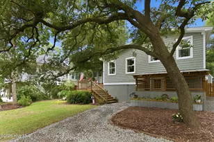 101 SE 23rd St, Oak Island, NC 28465 - Photo 1