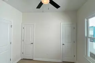 1011 S 7th St, Wilmington, NC 28401 - Photo 9