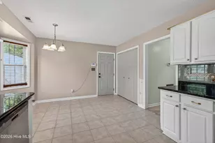 301 Robert Scott Cir, Swansboro, NC 28584 - Photo 17