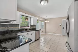 301 Robert Scott Cir, Swansboro, NC 28584 - Photo 11