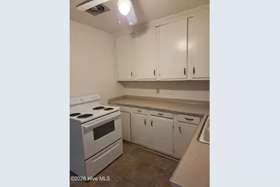 2711 E 2nd Street #B, Greenville, NC 27858 - Photo 15