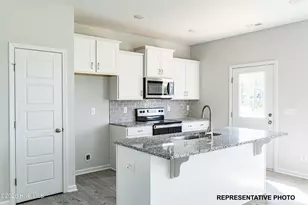483 Springtooth Dr, Zebulon, NC 27597 - Photo 3