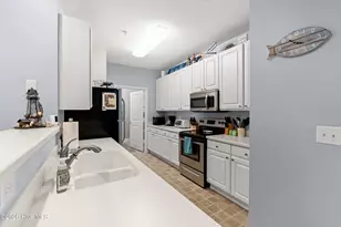 395 S Crow Creek Dr, Calabash, NC 28467 - Photo 5