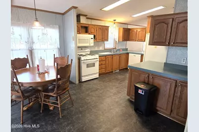 2948 Bethany Court SW, Supply, NC 28462 - Photo 9