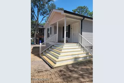 113 Pecan Avenue, Lake Waccamaw, NC 28450 - Photo 3