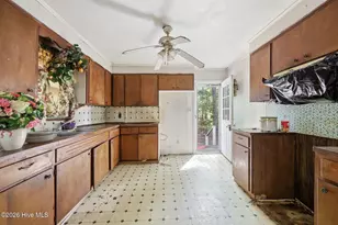 204 W John Thompson Rd, Colerain, NC 27924 - Photo 9