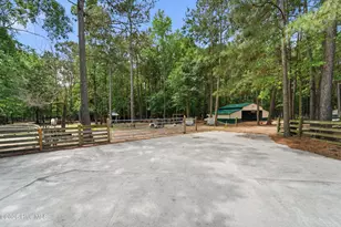 295 Mayberry Ln, Richlands, NC 28574 - Photo 59