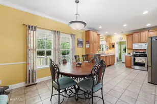 295 Mayberry Ln, Richlands, NC 28574 - Photo 19