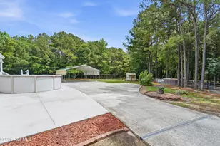 295 Mayberry Ln, Richlands, NC 28574 - Photo 51