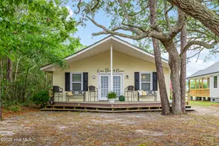 139 NE 39th St, Oak Island, NC 28465 - Photo 1