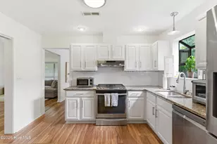 991 Birch Creek Dr, Wilmington, NC 28403 - Photo 9
