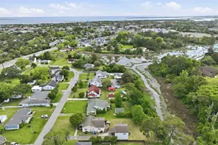 113 Circle Dr, Beaufort, NC 28516 - Photo 13
